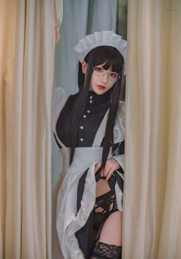 洪真英