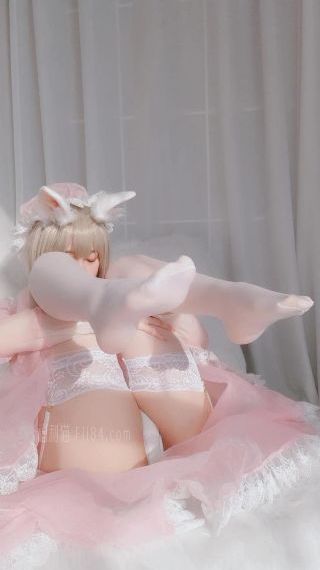 珠帘玉幕赵露思