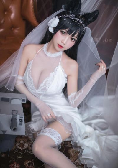 他的舌头探进蜜源毛毛虫说说视频