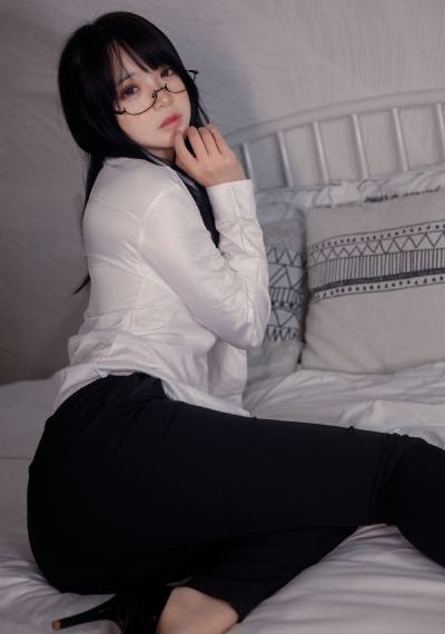 姐姐的朋友离婚证第二天
