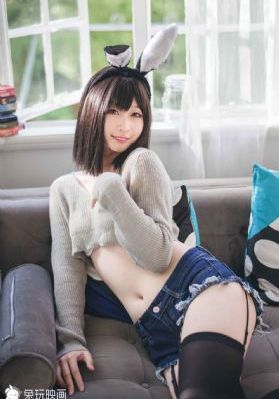 打白嫩光屁屁女网站