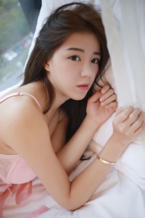 全彩无遮巨大乳尖奶老师
