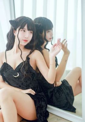 年轻的小婊孑4中文字幕电影