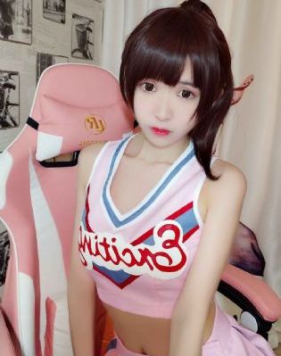 挺进尤物少妇的最深处视频